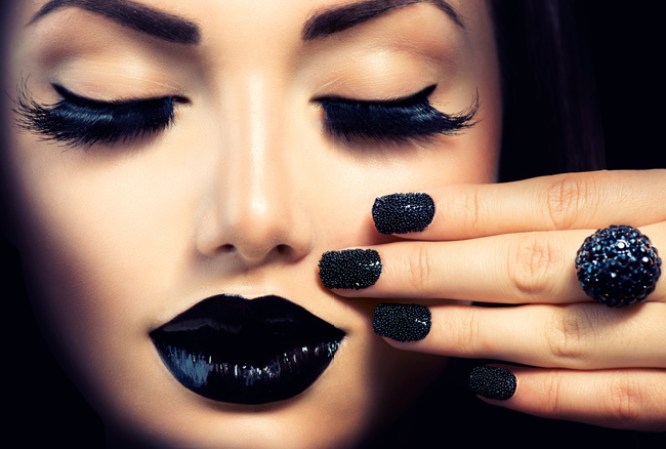 Labios negros