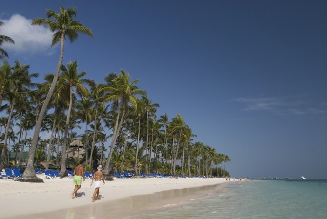 Punta Cana tiene más de 50 kilómetros de playas con arena blanca y mar azul turquesa, todo un paraíso.