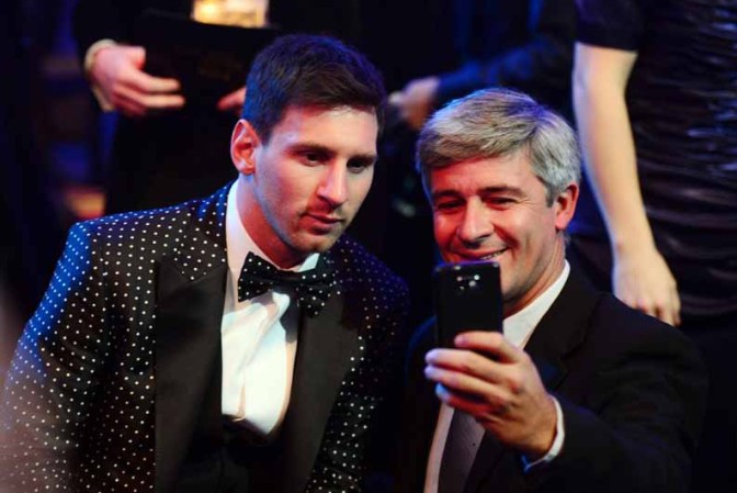 En la selección participaron técnicos y capitanes de selecciones nacionales de todo el mundo y periodistas invitados.