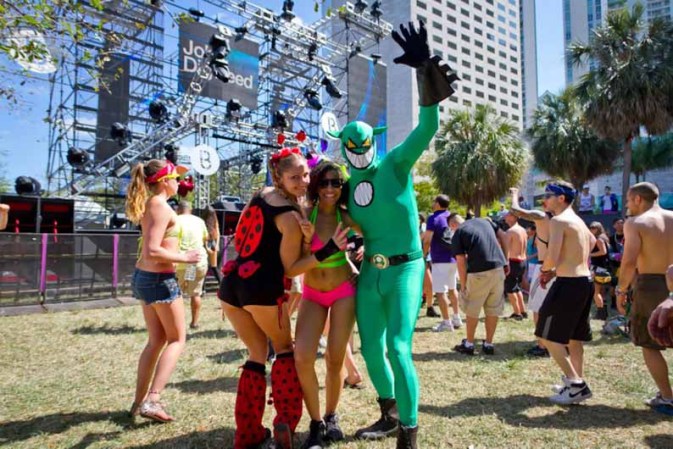 El Ultra Music Festival Miami se celebra anualmente en la ciudad del sol y es una de las mayores citas de música electrónica del mundo.
