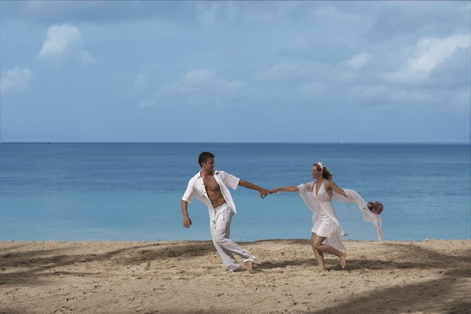 En Punta Cana el amor está en el aire... pues también es uno de los sitios turísticos más populares entre los 'luna-mieleros'.