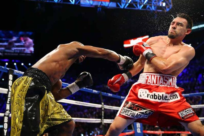 Por su parte, Guerrero en esta ocasión fue siempre para adelante con la intención de agotar al campeón invicto, pero su misión resultó imposible.