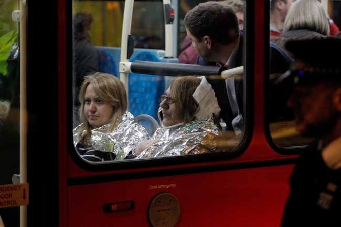 Pesadilla en Londres por el derrumbe del techo de un teatro.