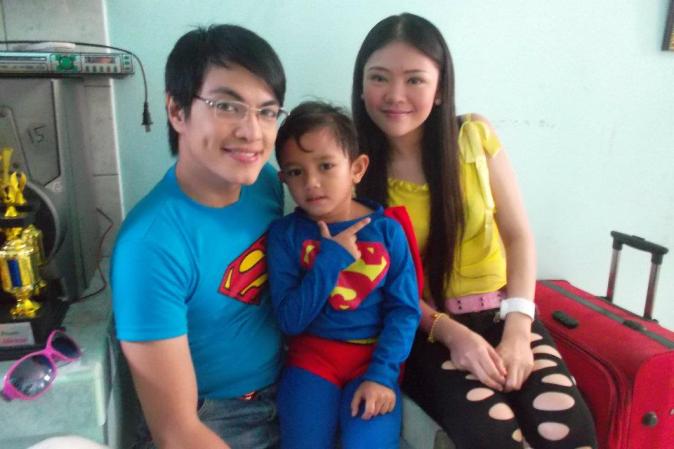 Herbert Chávez, el joven que se dejó una fortuna para ser Superman.