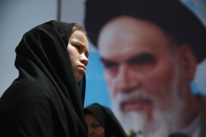 TEHRAN, IRAN Este pasado 4 de junio Iran conmemoró el 25 aniversario de la muerte de Ayatollah Khomeini, jefe religioso chiíta y líder político revolucionario iraní.