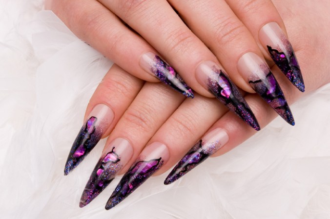 Uñas Stiletto