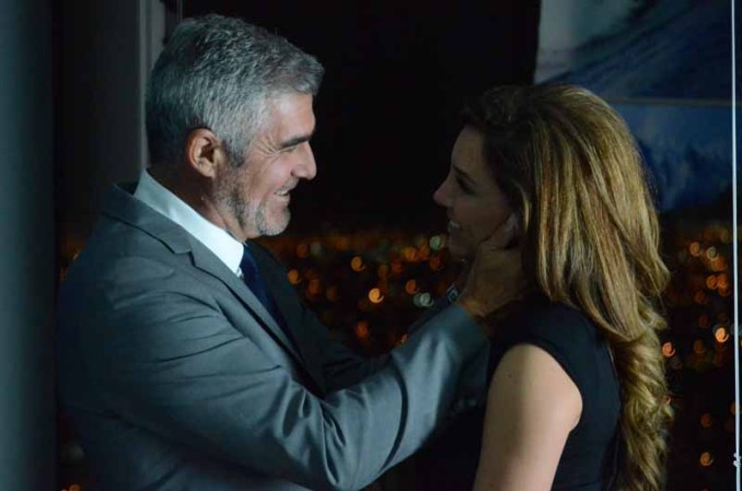 Saúl Lizaso hace de la pareja de Elizabeth Gutiérrez