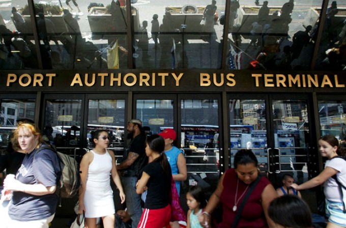 La ciudad de Nueva York recordó el apagón masivo que dejó a la capital del mundo a oscuras en el 2003, causando pánico y un caos masivo.
