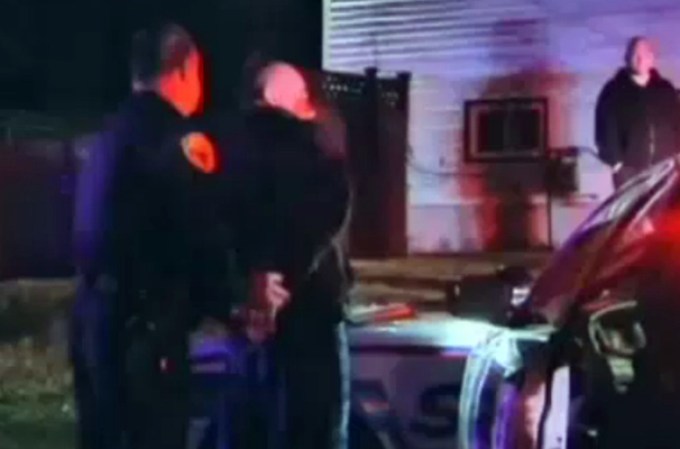Capuano fue acusado de manejar bajo la influencia de drogas y manejar imprudentemente.