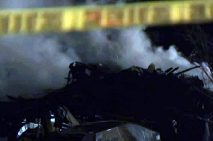 5 DE MARZO, 2013: Una poderosa explosión a causa de un escape de gas deja vasta destrucción, heridos y un muerto, en Nueva Jersey.