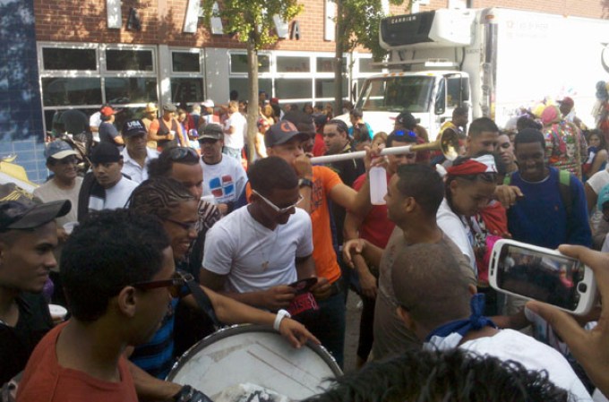 La comunidad dominicana se unió en Nueva Jersey para celebrar por todo lo alto el gran Desfile Dominicano de Paterson 2013.