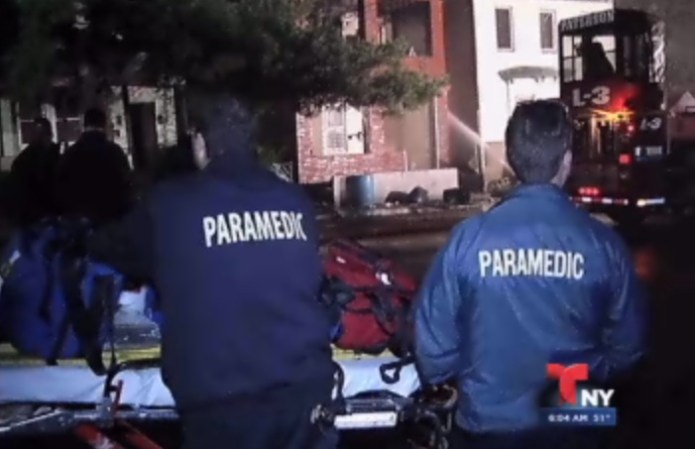 Al menos 13 personas quedaron desplazadas ante el siniestro.