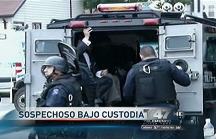 El compañero de López, dijo que detuvieron al vehículo porque venía “corriendo en los aros” y sospecharon que se había ido de la escena de un accidente.
