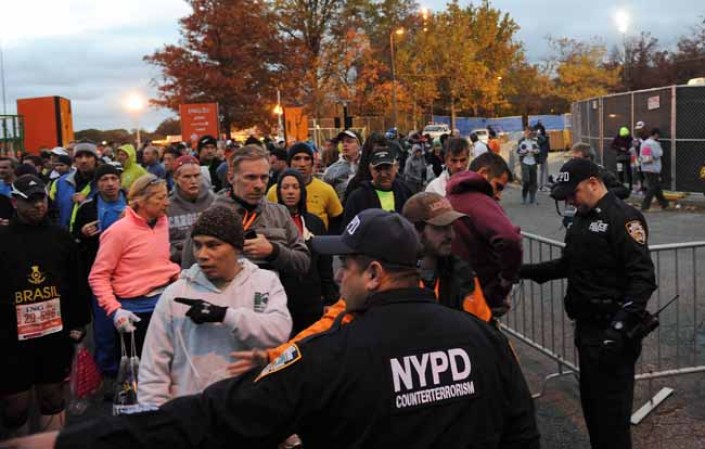 Mutai formó parte siempre del grupo de cabeza, del que se separó en el último cuarto de la prueba junto con su compatriota Stanley Biwott, a quien dejó en los últimos kilómetros para entrar en solitario en el tramo final de Central Park.