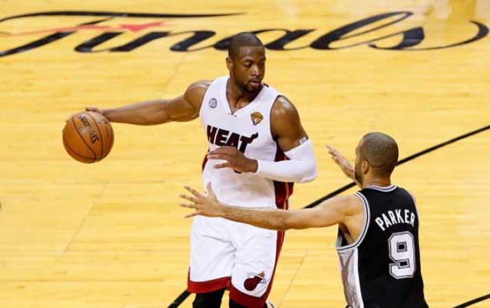 Y ahora disfrute otros grandes momentos de una noche mágicamente HEAT.