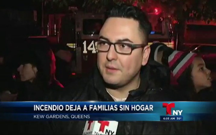 Un poderoso incendio destruyó gran parte de un complejo de viviendas en Kew Gardens, Queens, dejando a varias familias desplazadas.