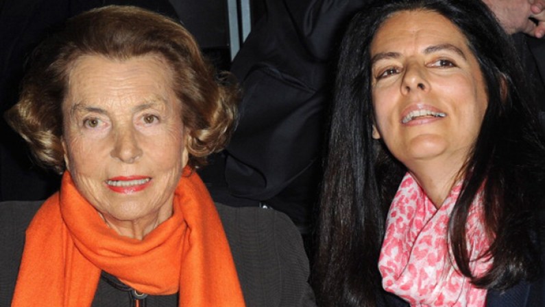Liliane Bettencourt y su hija Francoise Bettencourt-Meyers, propietarias de L'Oreal, ocupan el noveno puesto con nada menos que 30.000 millones de dólares.