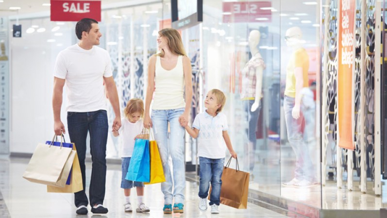 El mes de agosto es de calor, playa y vacaciones, pero también es un mes de preparación para el regreso a clases, y a la segunda temporada de compras más importante del año, por lo que se pueden encontrar ofertas que benefician a todos por igual…