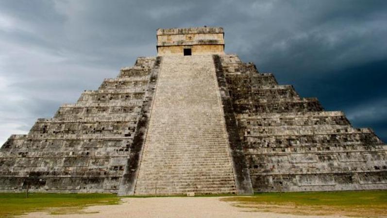Chechen Itza es el segundo punto arqueológico mas visitado en todo México.