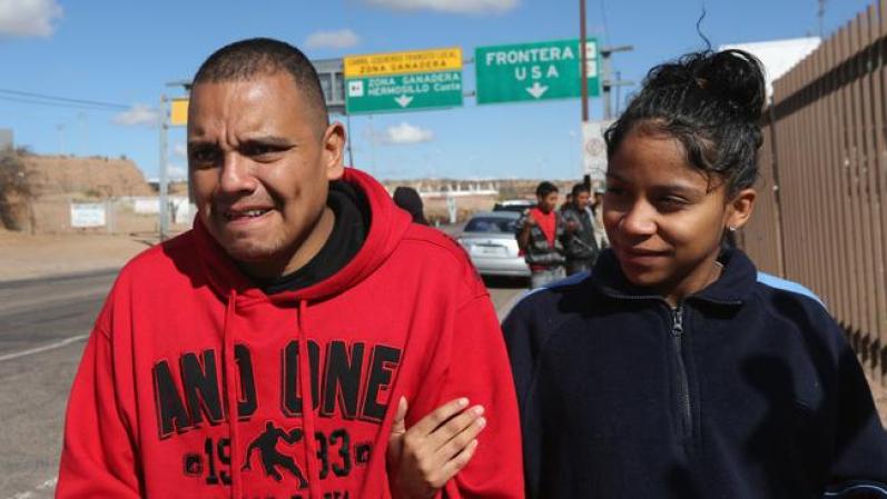 NOGALES, MEXICO - Antes de su deportación Guerrero había vivido 17 años como indocumentado en los Estados Unidos.