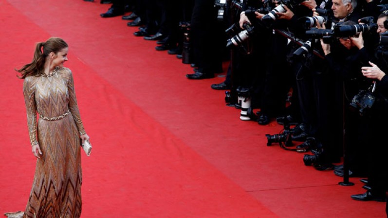Aquí la vemos en mayo del 2012 en Cannes, Francia, durante la premier del filme "Lawless".