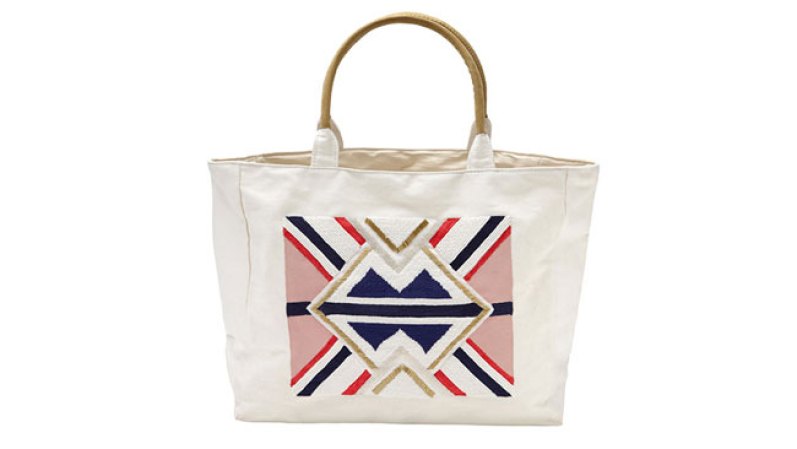 Sass & Bide First Chapter Bag. Encuéntrala en sassandbide.com, $270.