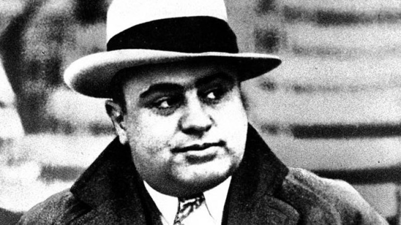 Luego de ser restaurada, la mansión donde vivió el famoso mafioso estadounidense Alphonse "Scarface" Capone en Miami Beach fue puesta en venta por cerca de $10 millones de dólares.
