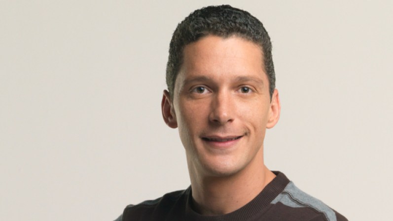 Jorge Consejo como Gilberto Verdugo