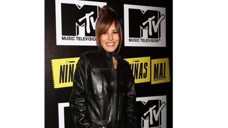 Stephanie Salas. Realmente no se sabe cuando inició la relación pero se cree que fue en los fines de los 80. Son Stephanie, Luis Miguel tuvo una hija: Michelle Salas.
