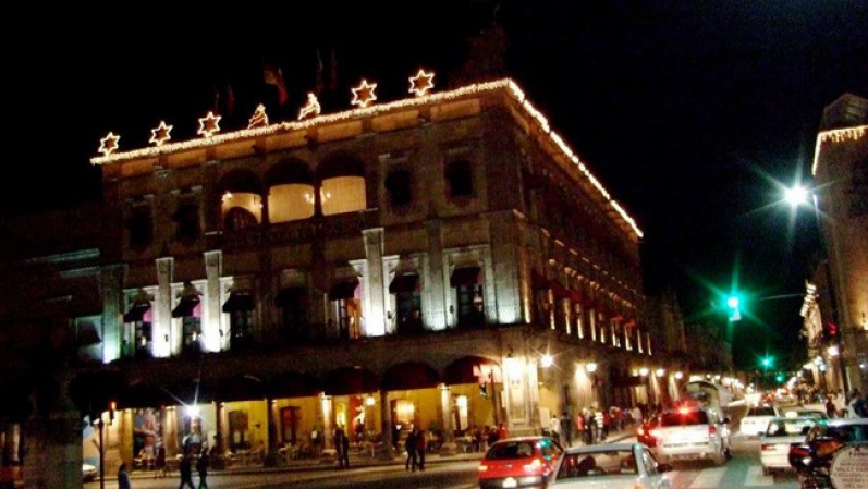 Esfuerzos de las autoridades y la población en general, han hecho que Morelia y sus alrededores poco a poco recuperen la paz de sus calles, haciendo que el turismo regrese a disfrutar de todo lo que ofrecen esas tierras.