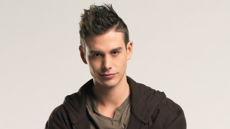 Oscar Priego como Gonzalo Mendoza