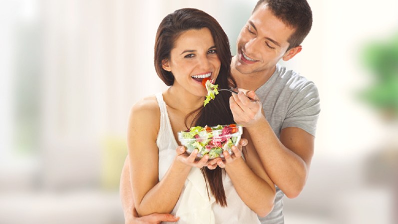 El placer de comer, tan delicioso como un cariñoso abrazo. Es tiempo de consentirse.