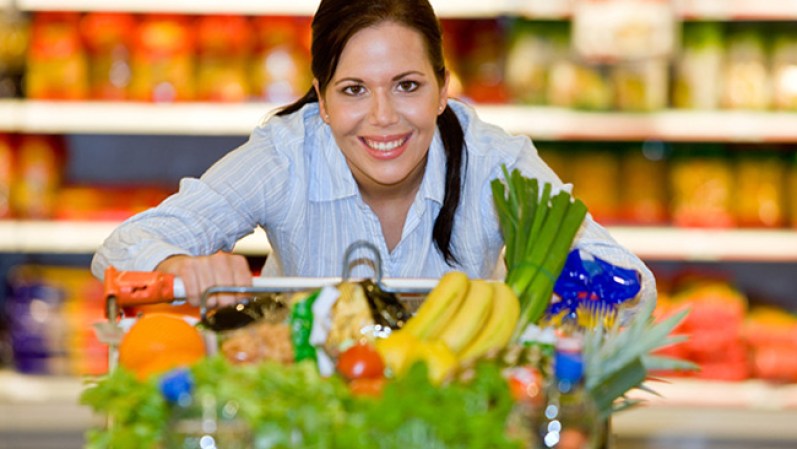 Las frutas y las verduras no deben de faltar en tu dieta diaria. ¡Anota las de temporada y algunas opciones de recetas para prepararlas! FUENTE: Plan Verde DF