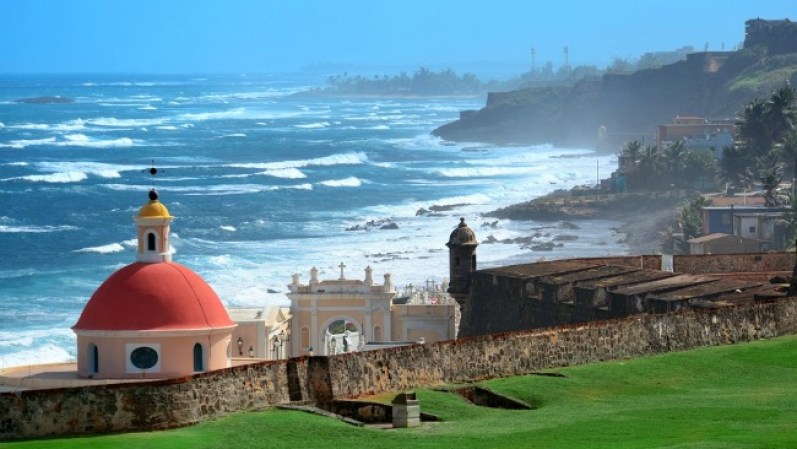Cuando el navegante Cristóbal Colón descubrió en 1493 la isla que llamó San Juan Bautista seguramente pensó que llegaba al edén, porque ciertamente Puerto Rico es un paraíso. Aquí te compartimos algunos de los hechos que así lo prueban.