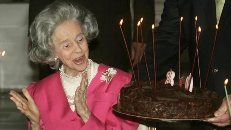 La reina Fabiola cumplió años rodeada de su familia y con un impresionante pastel.