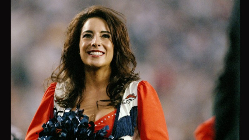 Porristas de los Broncos de Denver, en Súper Tazón XXXII, en 1998.