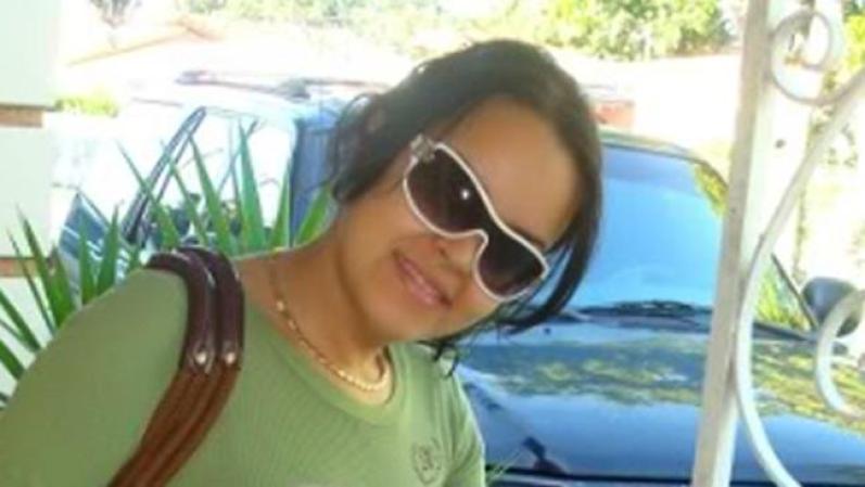 Suyima Torres de 28 años de edad, pagó 2 mil 300 en efectivo por mejorar sus glúteos