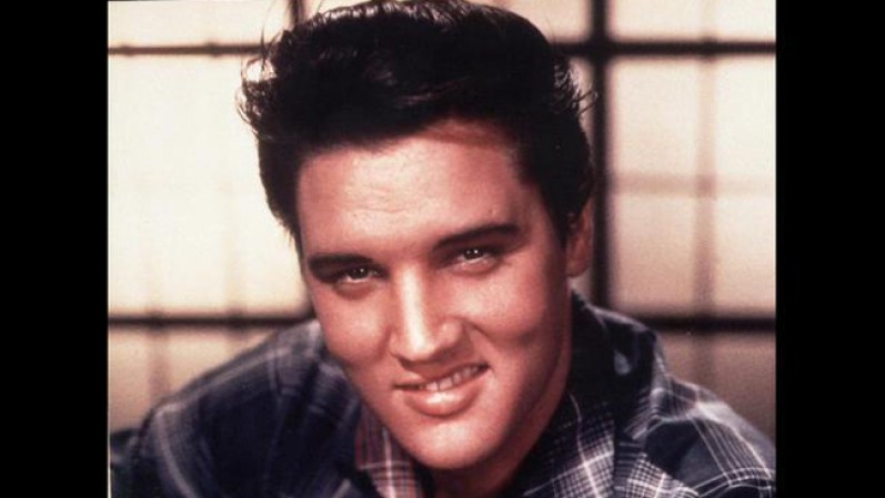 En el segundo lugar está Elvis Presley, quien 34 años después de su muerte, ganó $55 millones en los últimos 12 meses. El espectáculo "Viva Elvis" le ha permitido mantener su segundo puesto.