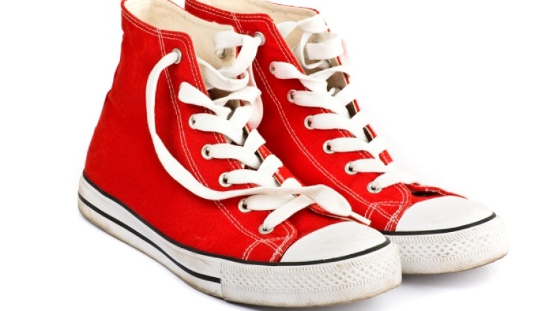 Zapatillas Vintage rockeras están IN. Son cómodas y protegerán tu pie y tobillos de eventuales caídas.