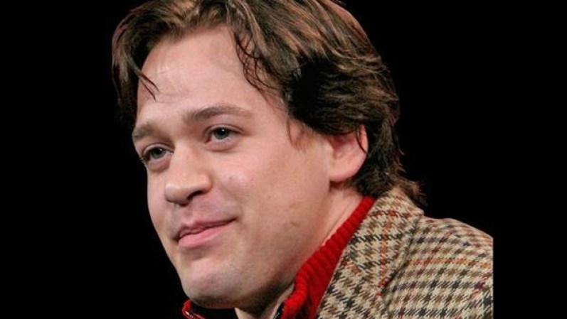 T.R. Knight, el Dr. George O'Malley de la serie "Grey's Anatomy".