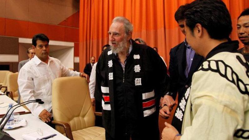 02 DE MARZO DE 2012 - Fidel Castro recordó el episodio de la "Crisis de los Misiles", de la que este año se cumplirá medio siglo, durante un encuentro del jueves con pacifistas japoneses del "Crucero por la Paz".
