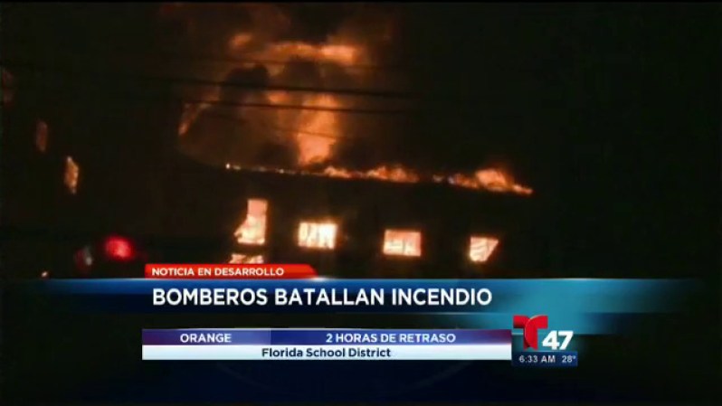 Al menos 100 bomberos y varias unidades de emergencia batallaron un poderoso incendio de 5 alarmas que destrozó una fábrica de Paterson, Nueva Jersey.
