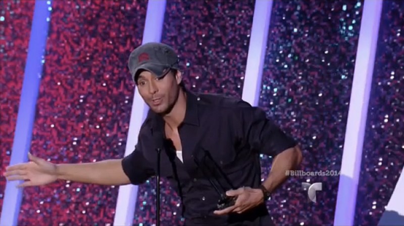 Enrique Iglesias ganador “HOT LATIN SONG” COLABORACIÓN VOCAL.