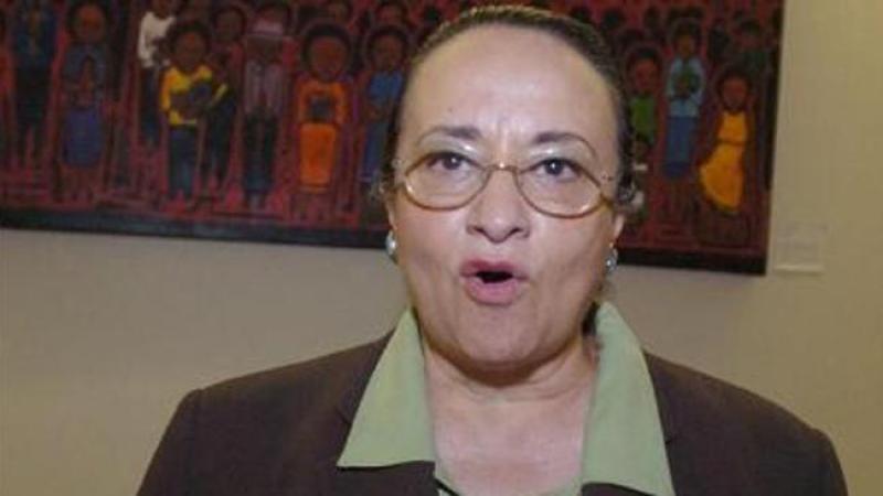 Madres inmigrantes quieren "regalo valioso"