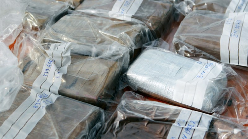 Desmantelan a presuntos narcos