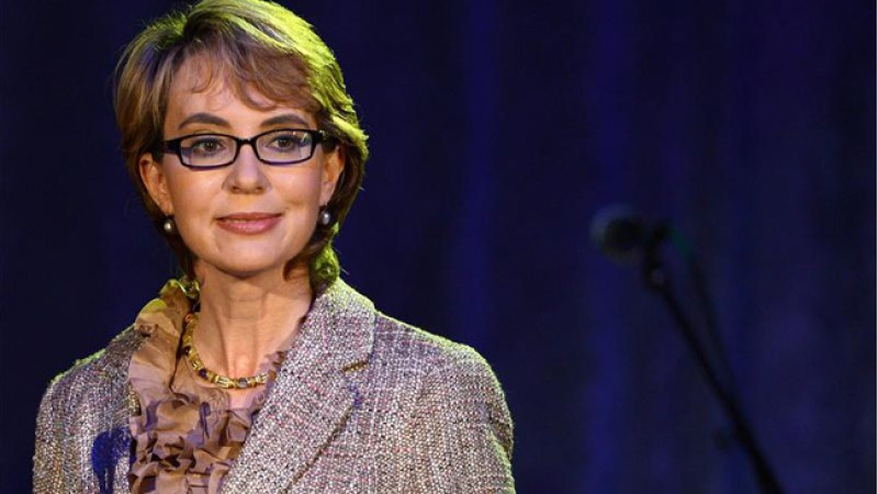 Gabby Giffords regresa a Tucson