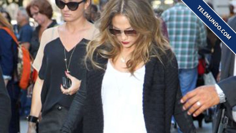 ¿Sola J.Lo?