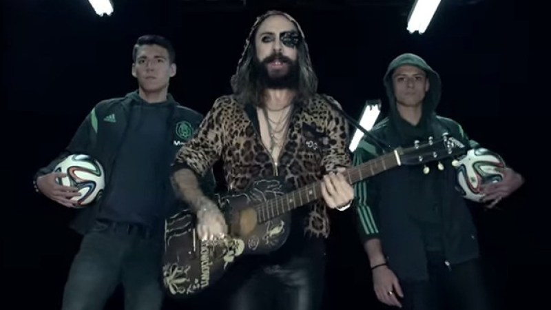 Moderatto lanza video rumbo al Mundial