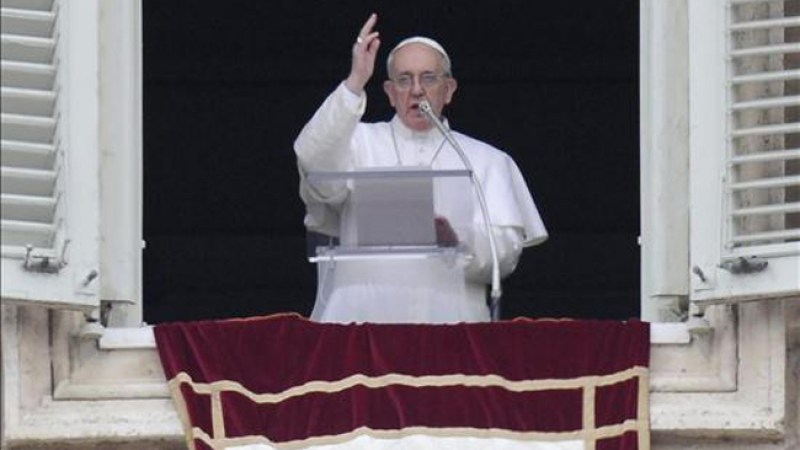 Papa Francisco en su primer ángelus