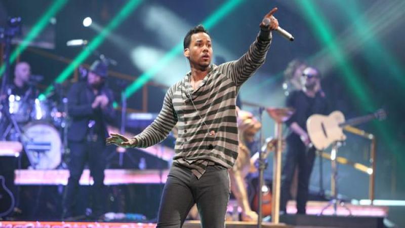 Romeo Santos es uno de los finalistas en esta importante entrega de premios a lo mejor de la música.